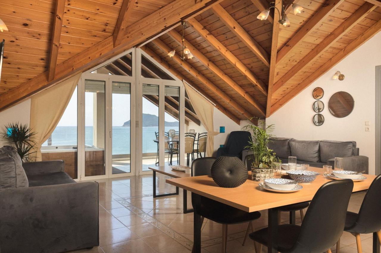 George Beachfront Apartments Lithakia  Esterno foto