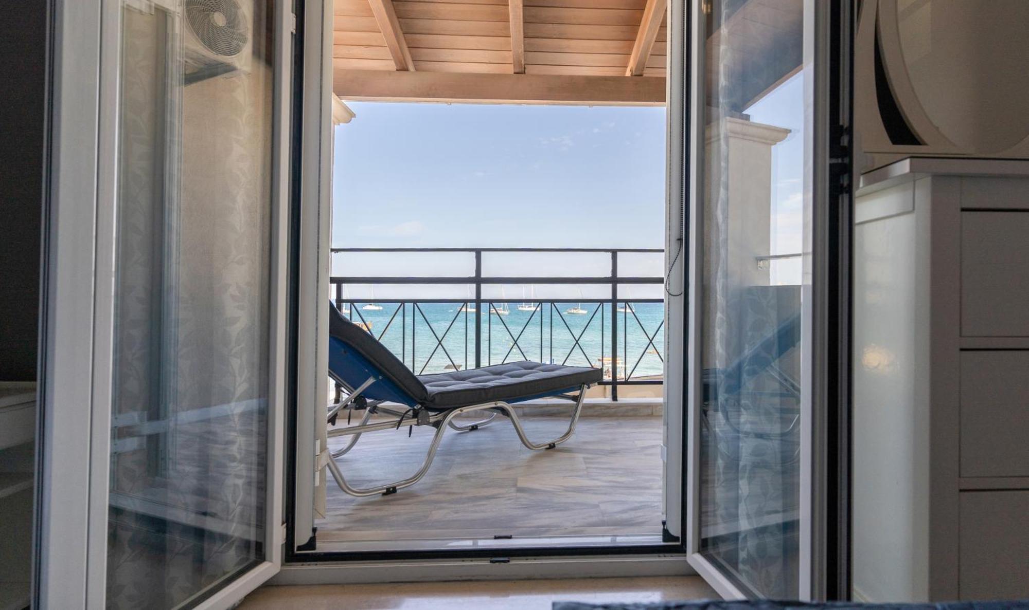 George Beachfront Apartments Lithakia  Camera foto
